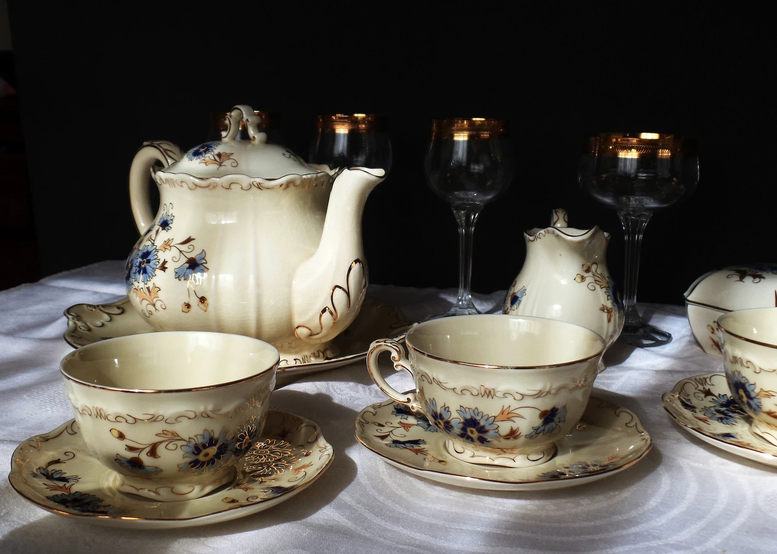 Zarif Çay Takımı Modelleri ile Kışa Merhaba Deyin!