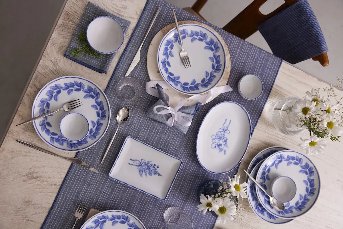 Anneler Günü’nde Sıcacık Bir Kahvaltı ve Kalpten Gelen Hediyeler