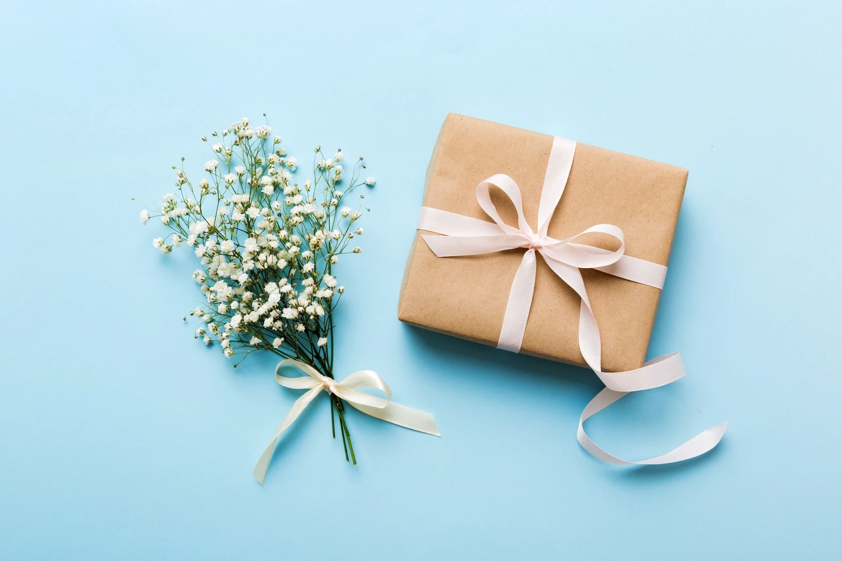 Yeni Ev Hediyesi Nasıl Seçilir? Doğru Hediyeyle Yeni Başlangıçlara Eşlik Edin