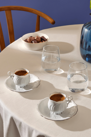 Kütahya Porselen Arte Bianco Kation 4 Parça 2 Kişilik Kahve Takımı - 