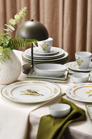 Kütahya Porselen Bellis 4 Parça 21 Cm Pasta Tabağı 1105 - Kütahya Porselen