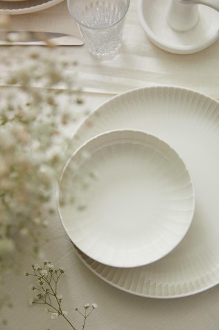 Kütahya Porselen Bone Crest 18 Parça 6 Kişilik Yemek Takımı - Kütahya Porselen