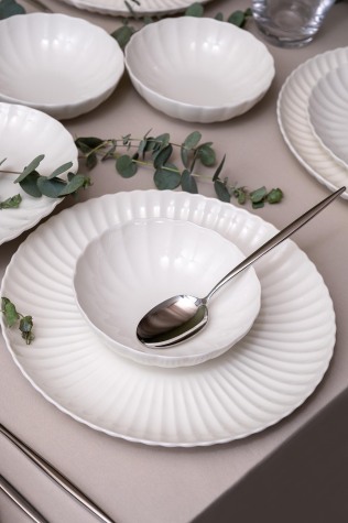 Kütahya Porselen Bone Luz Form 18 Parça 6 Kişilik Yemek Takımı - Kütahya Porselen