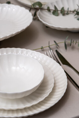 Kütahya Porselen Bone Luz Form 52 Parça 12 Kişilik Yemek Takımı - Kütahya Porselen