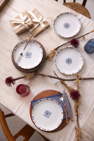 Kütahya Porselen Lily 4 Parça 21 Cm Pasta Tabağı - Kütahya Porselen